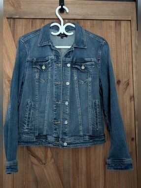 Reitmans Medium Blue Denim Jean Jacket
